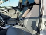 Hyundai Elantra-12