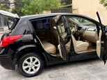Nissan Tiida-13