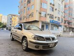 Nissan Sunny-1