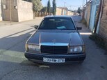 Mercedes 190-1