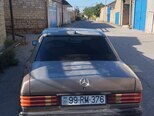 Mercedes 190-2