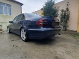 Mercedes E 270-3