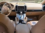 Porsche Cayenne-6