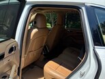 Porsche Cayenne-7