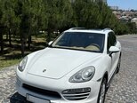 Porsche Cayenne-1