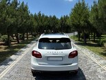 Porsche Cayenne-3