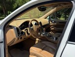 Porsche Cayenne-5