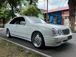 Mercedes E 320-2