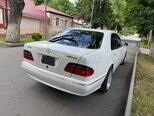 Mercedes E 320-7