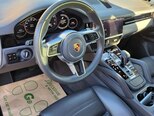 Porsche Cayenne-6