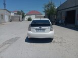 Toyota Prius-2