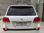 Toyota Land Cruiser-2