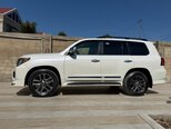 Toyota Land Cruiser-12