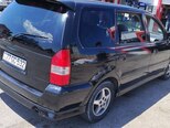 Mitsubishi Chariot Grandis-5