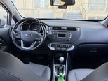 Kia Rio-12