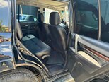 Mitsubishi Pajero-12