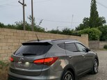 Hyundai Santa Fe-5