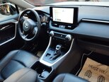 Toyota RAV4-8