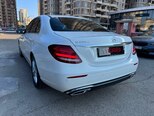 Mercedes E 220 d-6
