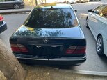 Mercedes E 220-9