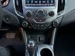 Chevrolet Cruze-12