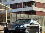 Mercedes E 220-1
