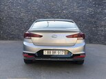 Hyundai Elantra-14