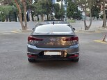 Hyundai Elantra-5