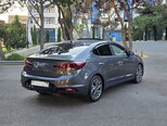 Hyundai Elantra-6