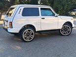 LADA (VAZ) Niva-8
