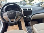 Hyundai Accent-7