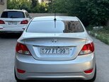 Hyundai Accent-5