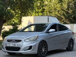 Hyundai Accent-2