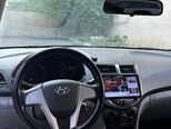 Hyundai Accent-8