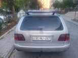 Mercedes E 220-3
