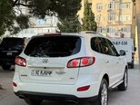 Hyundai Santa Fe-10