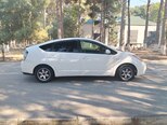 Toyota Prius-4