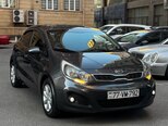 Kia Rio-1