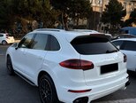 Porsche Cayenne-4