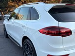 Porsche Cayenne-7