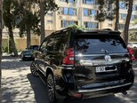 Toyota Land Cruiser Prado-12