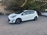 Toyota Aqua-2