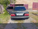 Mercedes E 240-2