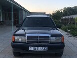 Mercedes 190-1