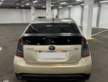 Toyota Prius-3