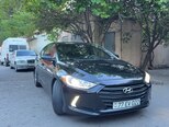 Hyundai Elantra-1