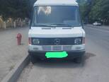 Mercedes 208 D-1