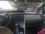 Toyota Prius-7