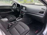Hyundai Elantra-13
