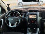 Kia Sorento-4